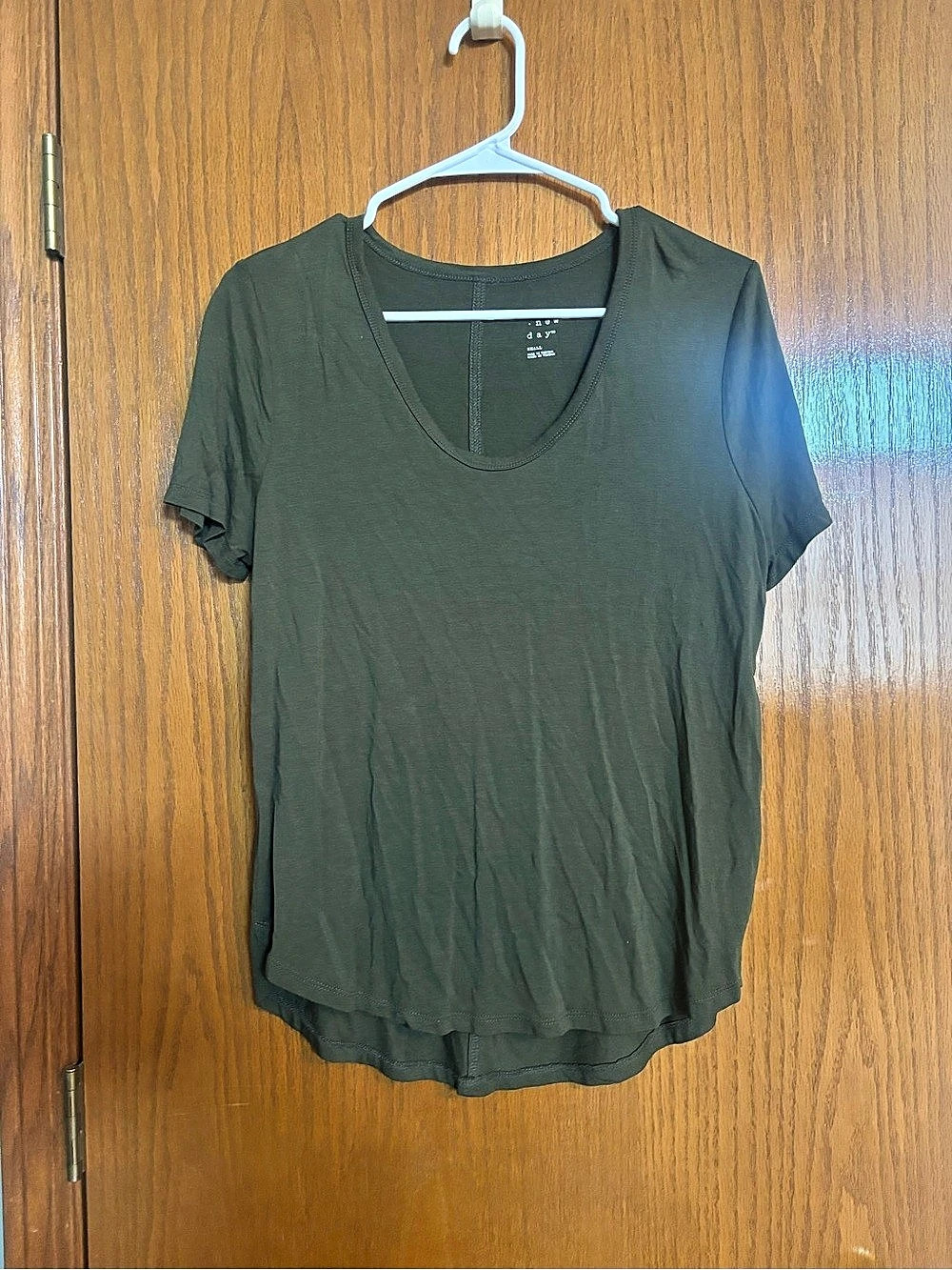 A New Day Small Short Sleeve Tee in Green Size Small Like New
